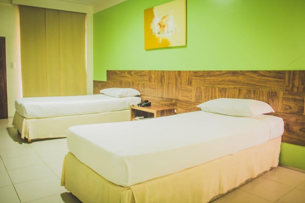 D8 Hotel Express 福塔雷萨 外观 照片